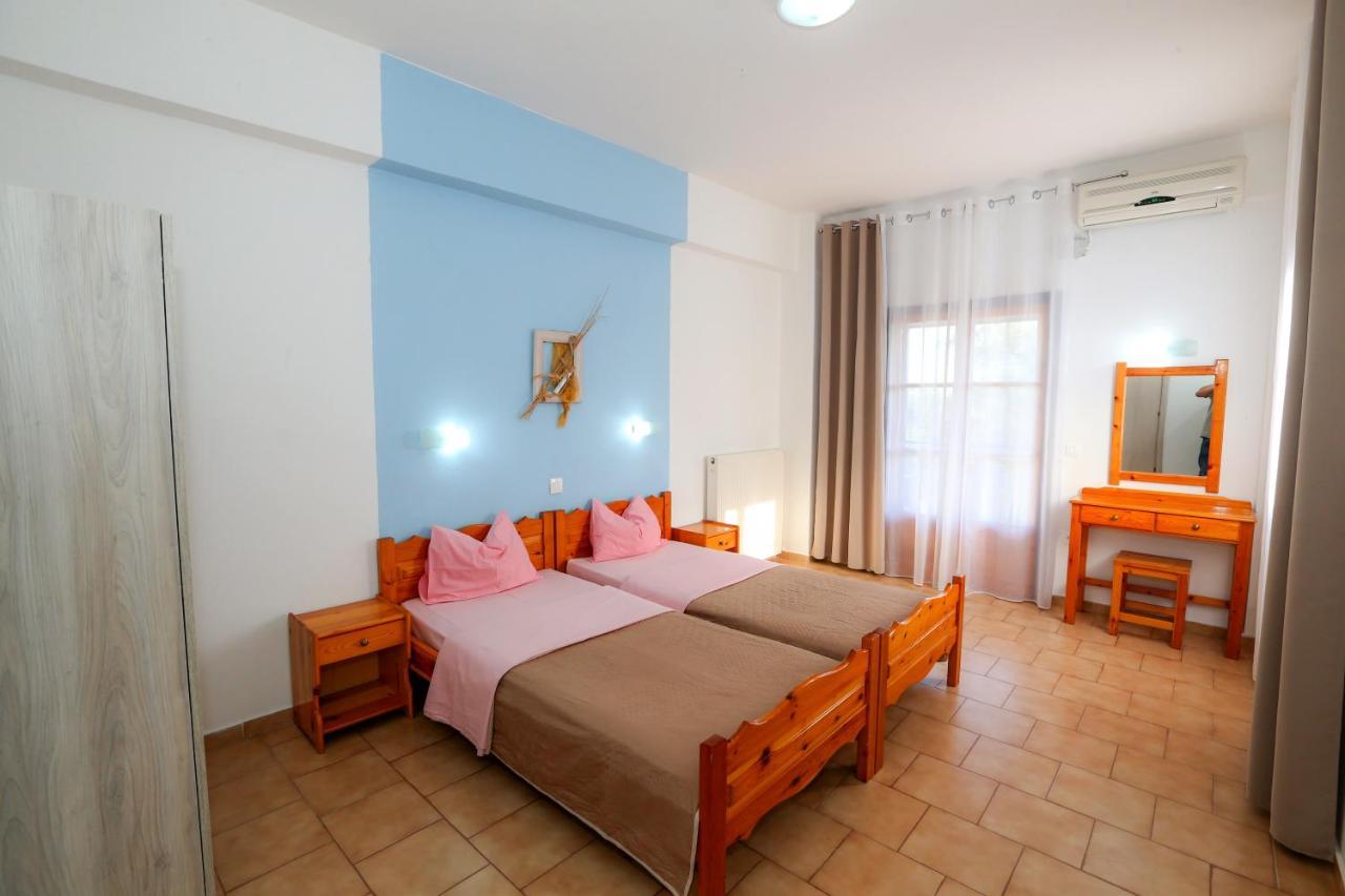 Athina Apartments Kato Korakiana Exterior photo